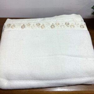 Vintage Satin Edged Fiberwoven Soft Blanket 44 x 72 Solid Ivory Embroidery Trim